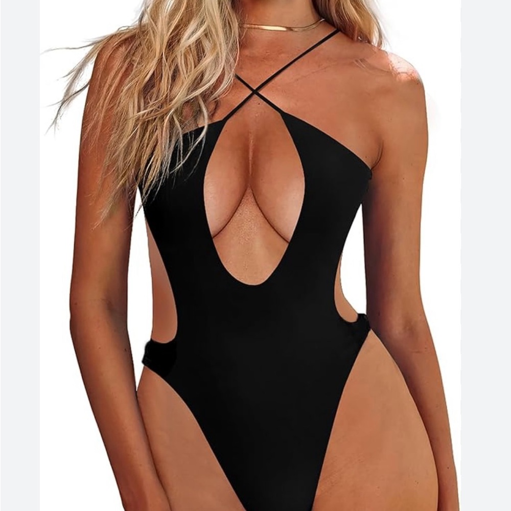 Hyperfire Chic Black Cutout Backless Monokini Swimsuit